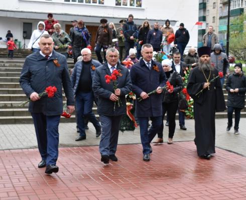 Праздник со слезами на глазах Праздник со слезами на глазах